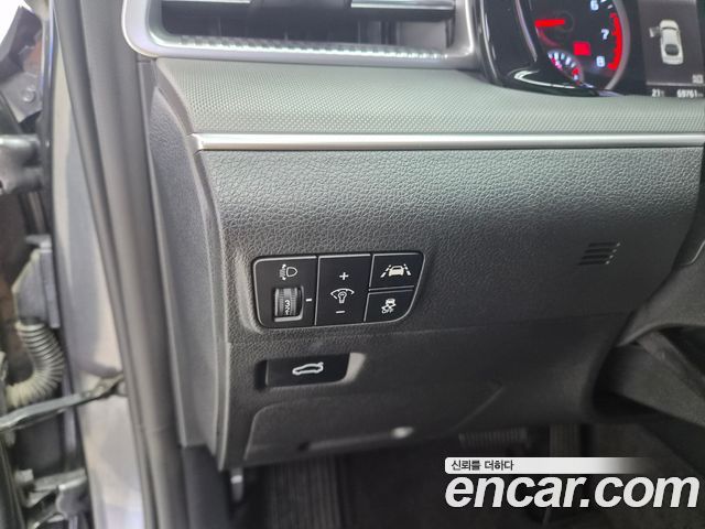 Kia K5 (III) 2.0 Prestige 2023 — фото 12