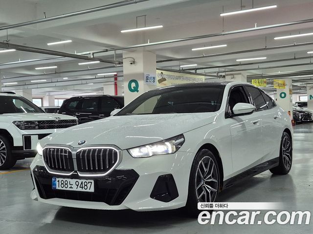 BMW 5 Series (G60) 523d M Sport
