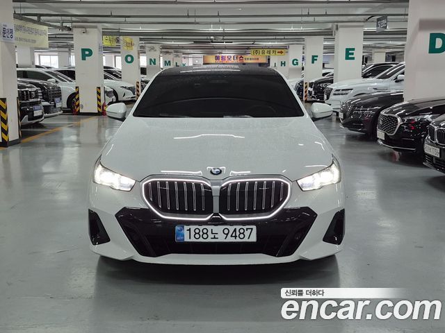 BMW 5 Series (G60) 523d M Sport 2026 — фото 2