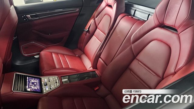 Porsche Panamera (971) 3.0 AWD 2019 — фото 2