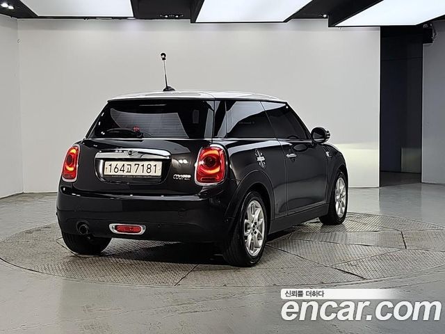 MINI Cooper HIGH Third Generation 2016 — фото 4