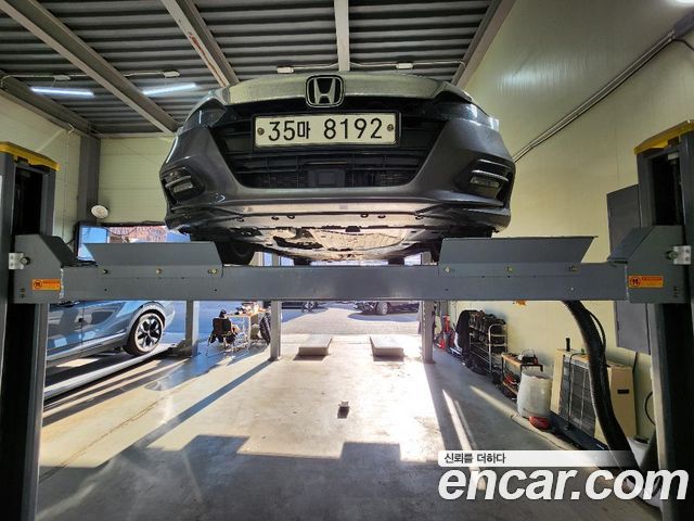 Honda Accord (X) 2.0 Hybrid Touring