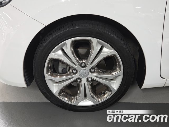 Hyundai i30 (New) 1.6 GDI Extreme 2012 — фото 24