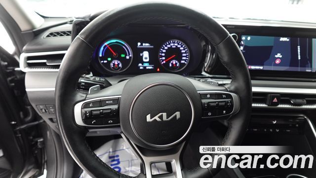 Kia K5 Hybrid (III) Prestige 2023 — фото 21
