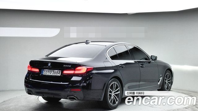 BMW 5 Series (G30) 523d M Sport 2021 — фото 4