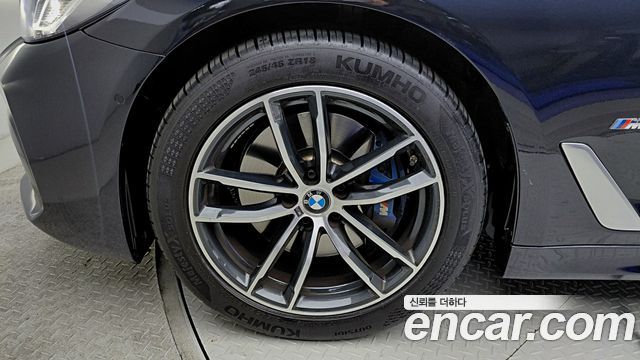 BMW 5 Series (G30) 523d M Sport 2021 — фото 5