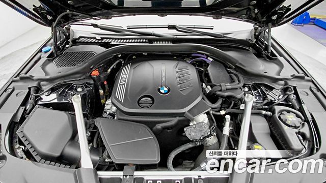 BMW 5 Series (G30) 523d M Sport 2021 — фото 6