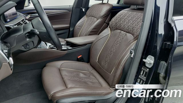 BMW 5 Series (G30) 523d M Sport 2021 — фото 10