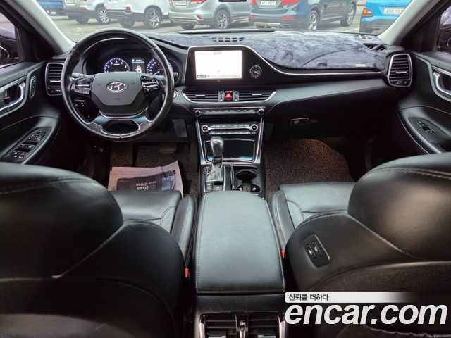 Hyundai Grandeur (IG) 3.0 Exclusive Special 2018 — фото 7