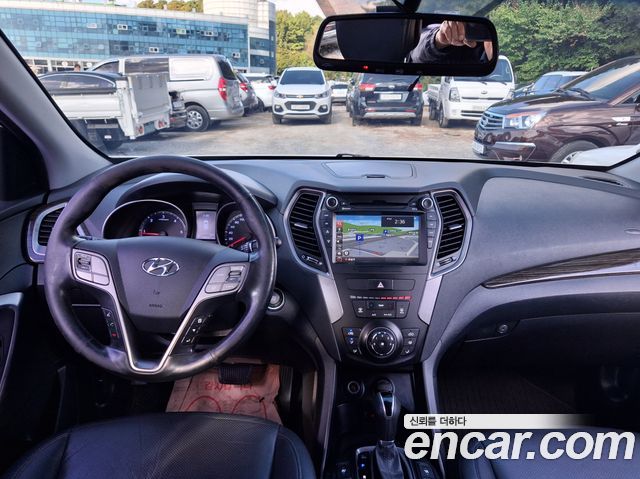 Hyundai Santa Fe (DM) Diesel(e-VGT) 2.0 2WD Morden 2015 — фото 6