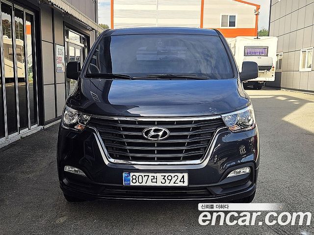 Hyundai Grand Starex Van 3-Seater Smart 2019 — фото 2