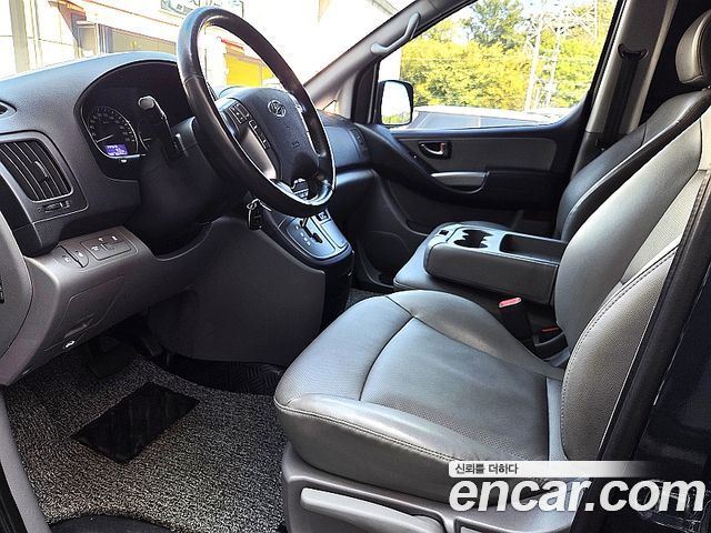 Hyundai Grand Starex Van 3-Seater Smart 2019 — фото 6