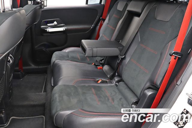 Mercedes-Benz GLB-Class (X247) AMG GLB35 4MATIC 2021 — фото 7