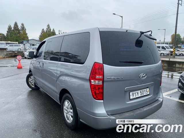 Hyundai Grand Starex 5-Seater VAN Smart 2018 — фото 3
