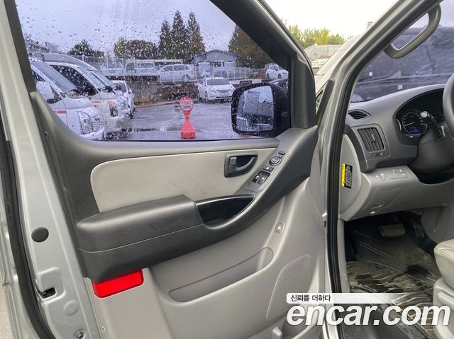 Hyundai Grand Starex 5-Seater VAN Smart 2018 — фото 7
