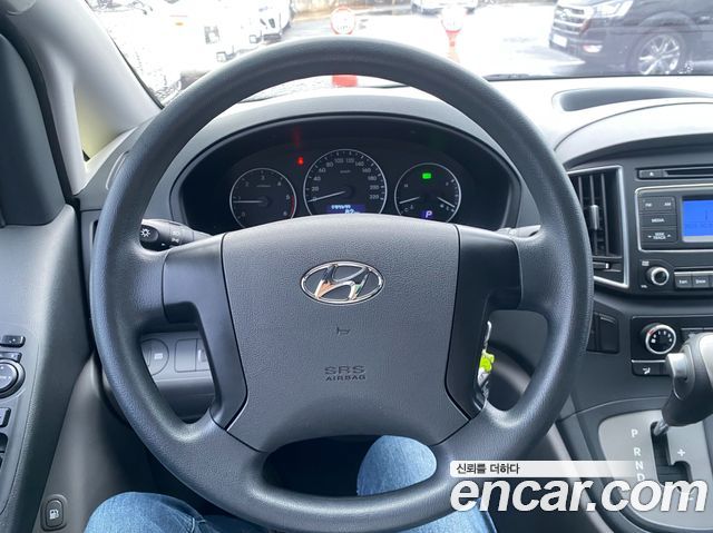 Hyundai Grand Starex 5-Seater VAN Smart 2018 — фото 10