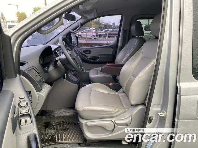 Hyundai Grand Starex 5-Seater VAN Smart 2018 — фото 18