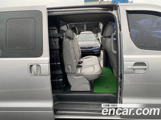 Hyundai Grand Starex 5-Seater VAN Smart 2018 — фото 21
