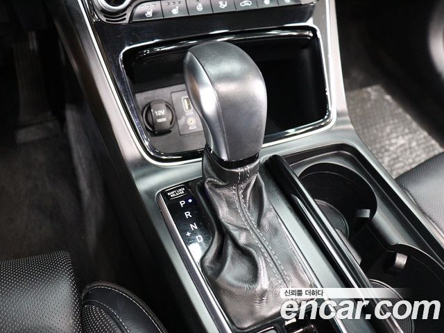 Hyundai Grandeur (IG) 2.4 Premium Special 2017 — фото 17