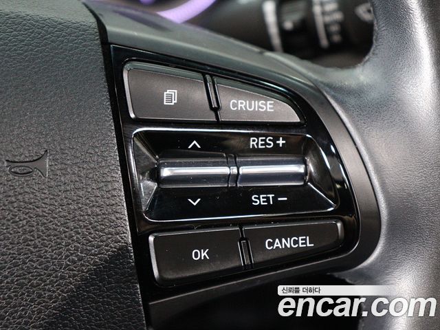 Hyundai Grandeur (IG) 2.4 Premium Special 2017 — фото 18