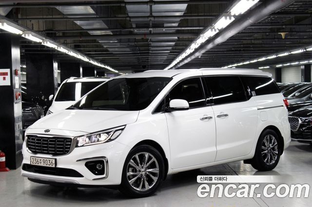 Kia Carnival 9-Seater Prstige 2020 — фото 3