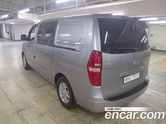 Hyundai Grand Starex 5-Seater VAN CVX Luxury 2015 — фото 6