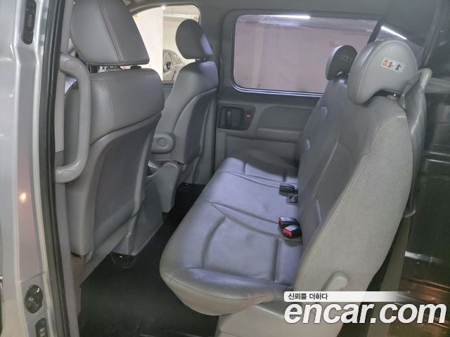 Hyundai Grand Starex 5-Seater VAN CVX Luxury 2015 — фото 19