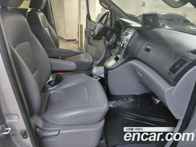 Hyundai Grand Starex 5-Seater VAN CVX Luxury 2015 — фото 20