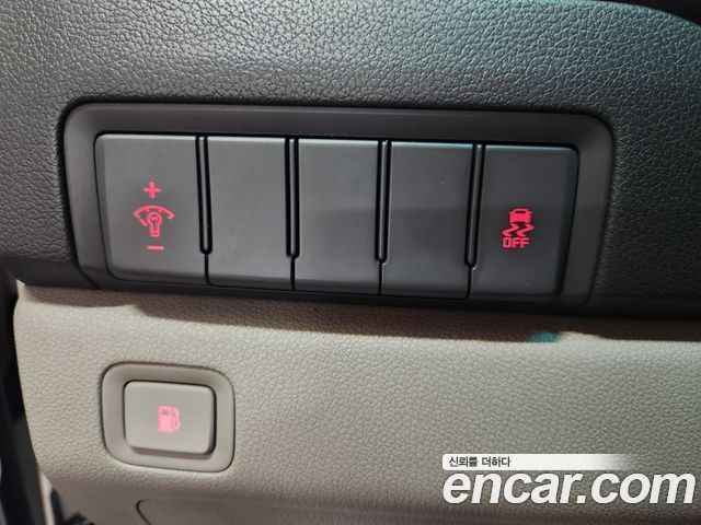 Kia Carnival 9-seater Luxury 2018 — фото 8
