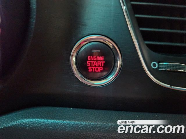 Kia Carnival 9-seater Luxury 2018 — фото 16