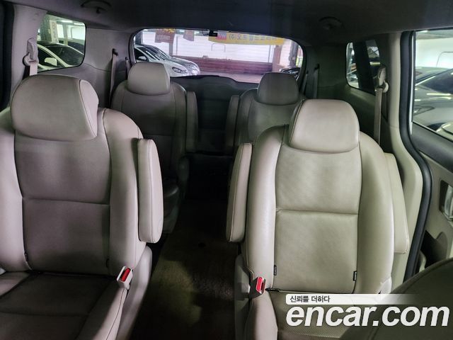 Kia Carnival 9-seater Luxury 2018 — фото 19