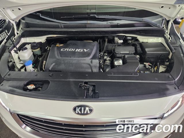 Kia Carnival 9-seater Luxury 2018 — фото 20