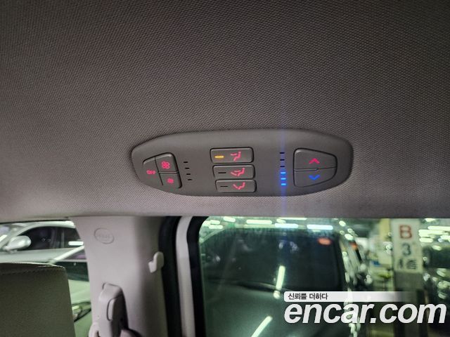 Kia Carnival 9-seater Luxury 2018 — фото 23