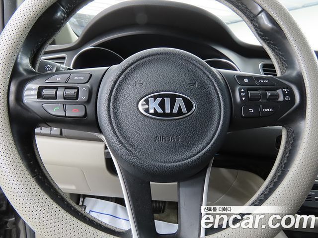 Kia Carnival 9-seater Luxury 2018 — фото 17