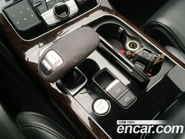 Audi A8 60 TDI Quattro LWB D4 2015 — фото 9