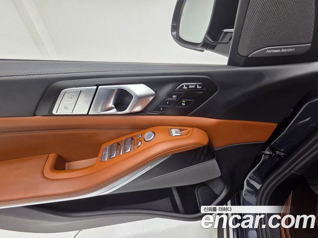 BMW X7 (G07) xDrive 40i Design Pure Excellence 6-Seater 2022 — фото 17