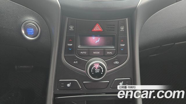 Hyundai Avante 1.6 GDi Modern Standard 2015 — фото 21