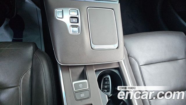 Hyundai Grandeur (IG) 2.5 Premium 2020 — фото 20