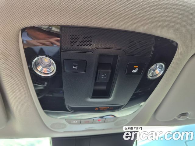 Kia Sportage (V) Diesel 2.0 2WD Prestige 2022 — фото 23