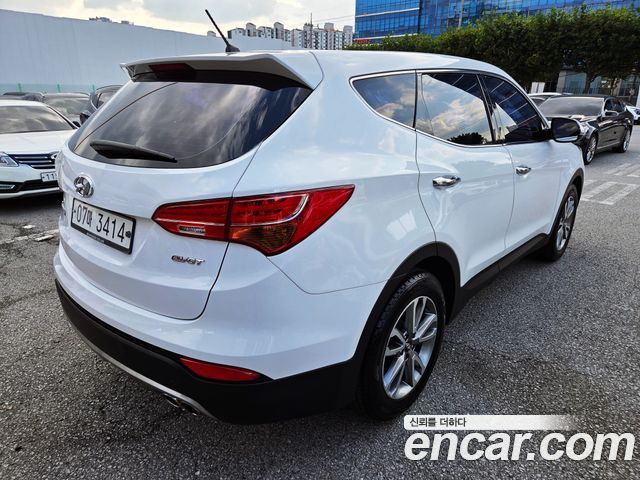 Hyundai Santa Fe (DM) Diesel(e-VGT) 2.0 2WD Morden 2015 — фото 6