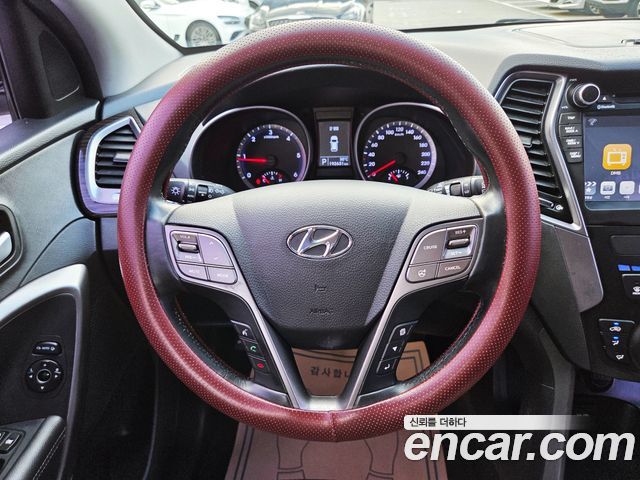 Hyundai Santa Fe (DM) Diesel(e-VGT) 2.0 2WD Morden 2015 — фото 16