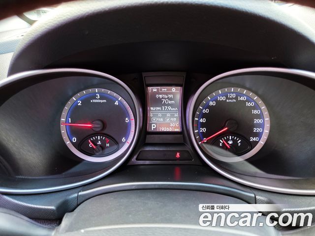 Hyundai Santa Fe (DM) Diesel(e-VGT) 2.0 2WD Morden 2015 — фото 17
