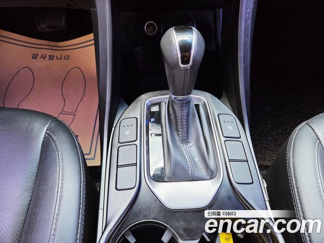 Hyundai Santa Fe (DM) Diesel(e-VGT) 2.0 2WD Morden 2015 — фото 18
