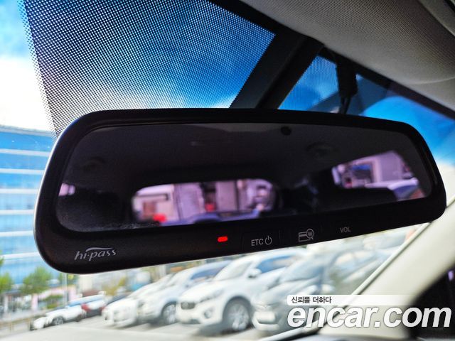 Hyundai Santa Fe (DM) Diesel(e-VGT) 2.0 2WD Morden 2015 — фото 21
