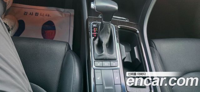 Kia K5 (II) 1.7 Diesel MX Prestige 2016 — фото 9