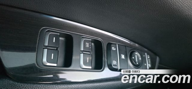 Kia K5 (II) 1.7 Diesel MX Prestige 2016 — фото 17