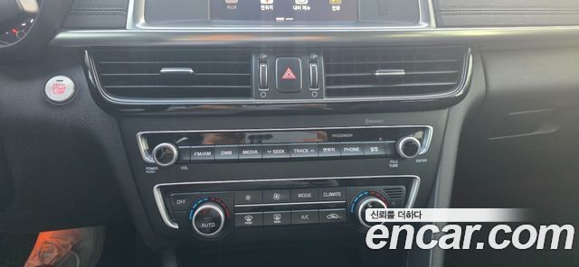 Kia K5 (II) 1.7 Diesel MX Prestige 2016 — фото 19