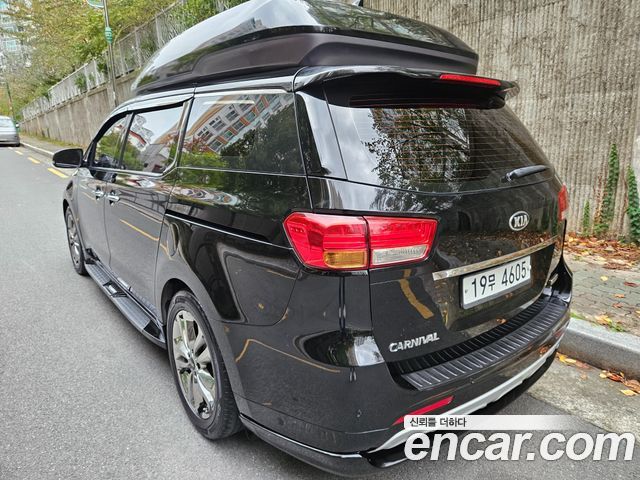 Kia Carnival 9-seater Hi-Limousine Prestige 2015 — фото 5