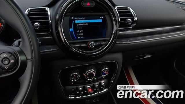 MINI Cooper Clubman Standard 2nd 2020 — фото 18