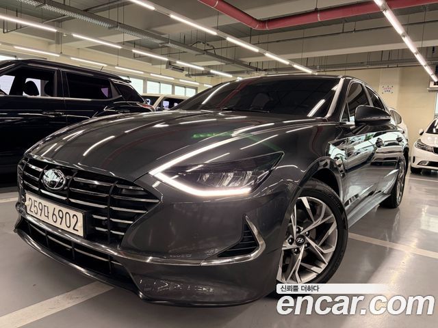 Hyundai Sonata (DN8) 2.0 Premium Family